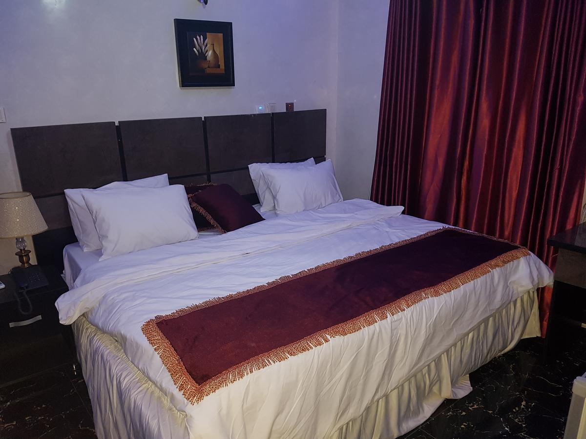 The Resident Hotel Owerri Luaran gambar